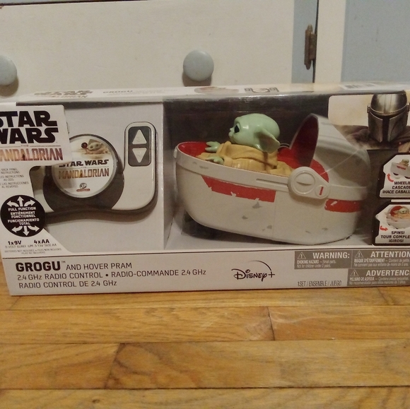 The Child Star Wars Disney Remote Control 9" - Picture 1 of 2